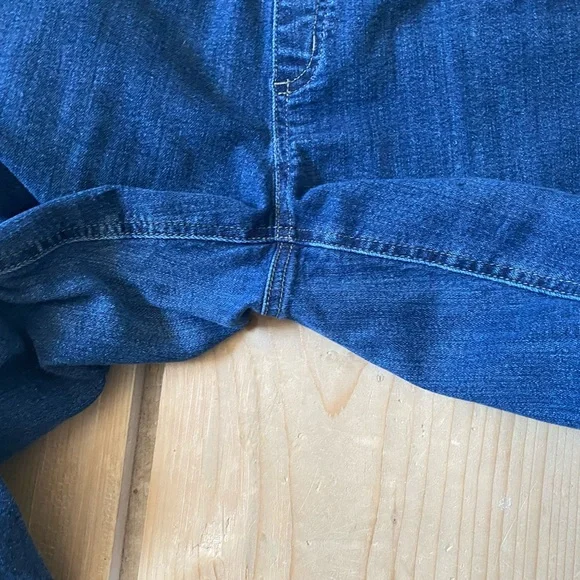 Jeans - Picture 6 of 9